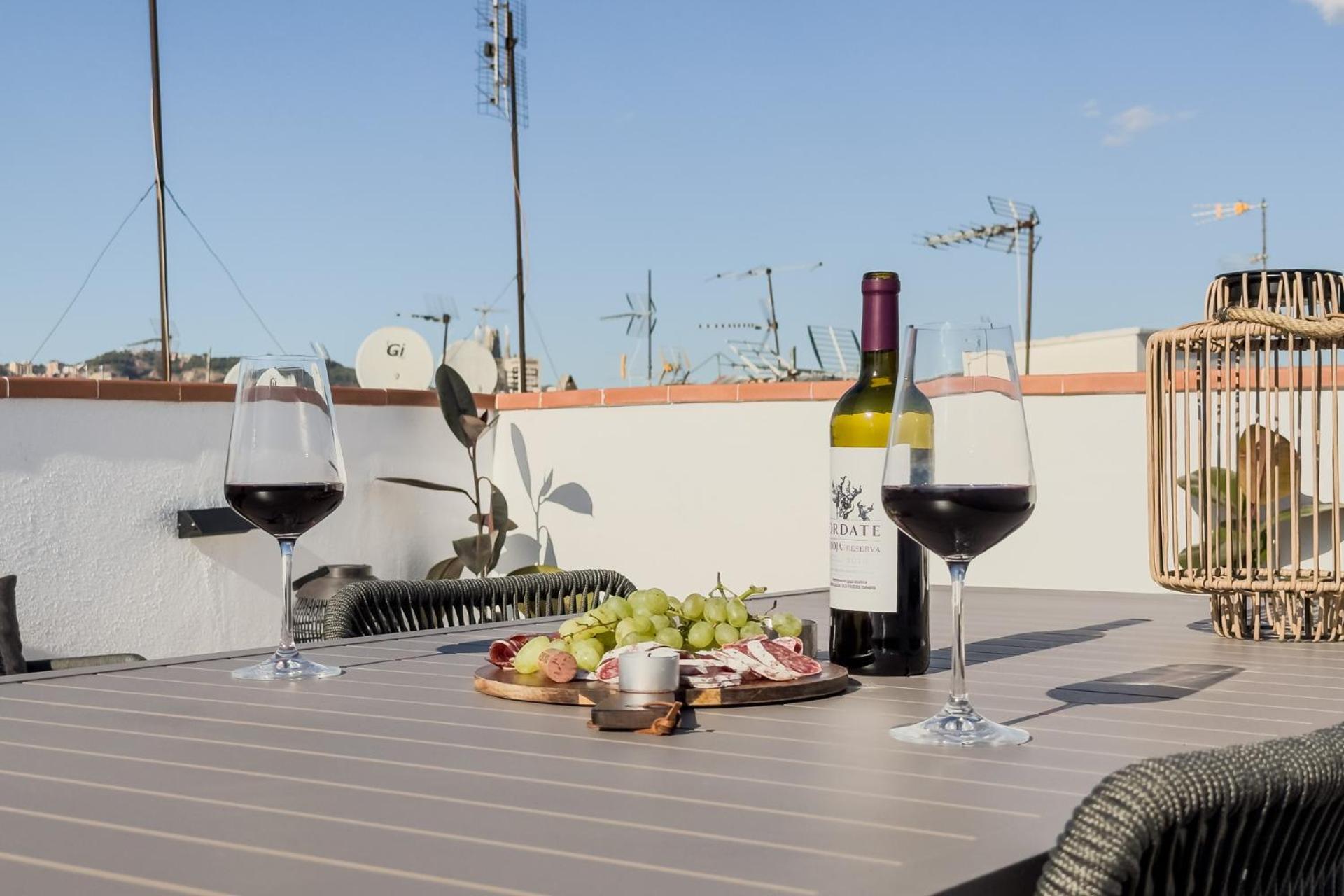 Oasis Suites Downtown Barcellona Esterno foto