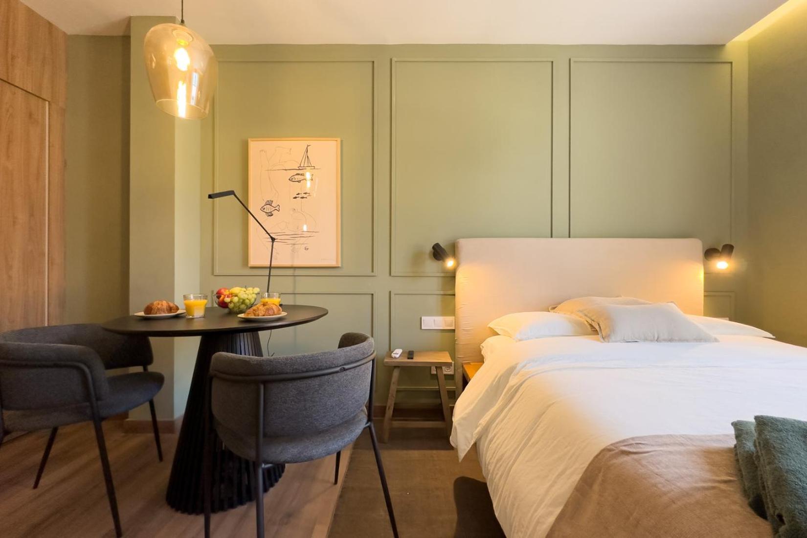 Oasis Suites Downtown Barcellona Esterno foto