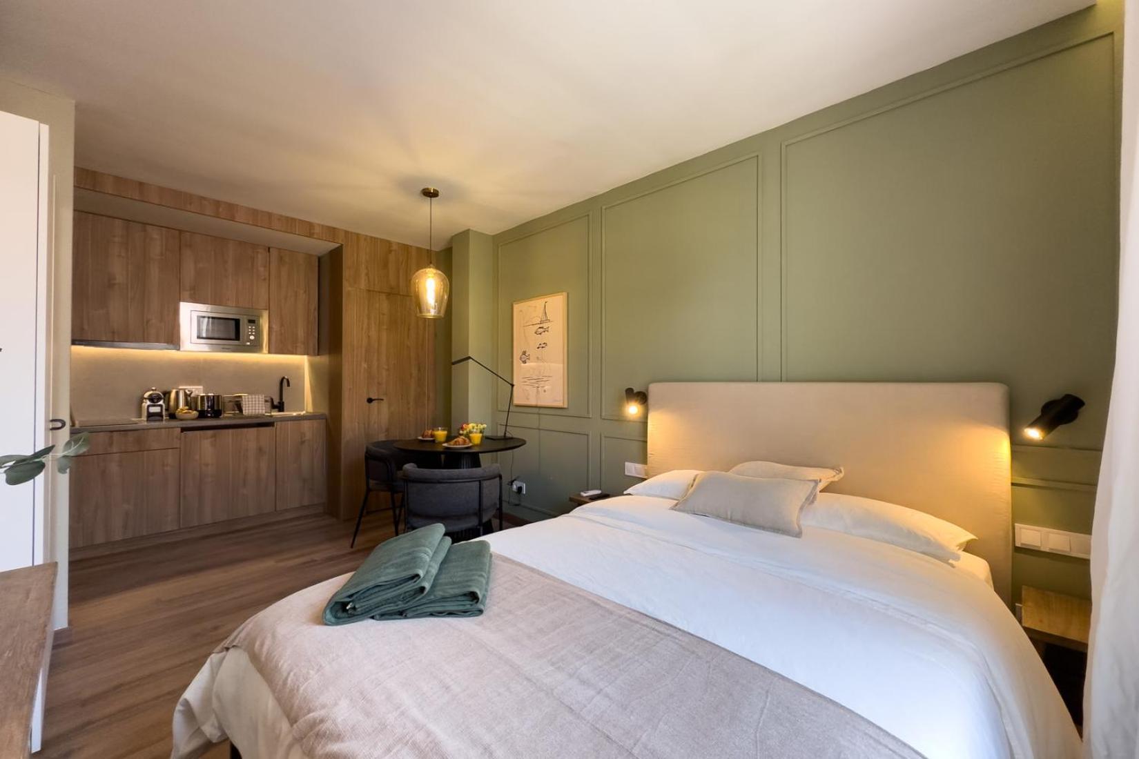 Oasis Suites Downtown Barcellona Esterno foto